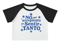 Karol G crop top ranglán manga corta azul, vista frontal